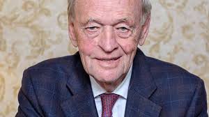 Where can I find a copy of Jean Chretien's op-ed letter to Trump?