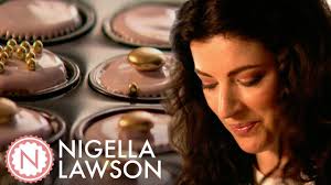 Sammlung von isabella emde • zuletzt aktualisiert: Nigella Lawson S Blackberry Apple Kuchen Nigella Bites Youtube