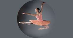 The dance moves are characterized by light and graceful movements. Ballet Quiz Quiz Quizony Com