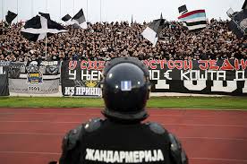 Maybe you would like to learn more about one of these? Sie Haben Lange Nicht So Viele Zuschauer Im Stadion Gesehen Das Derby Von Belgrad Ist Wie Immer In Flammen Aufgegangen Fans Coronaviridae Covid 19 Bibras Natkho