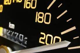 Das fernlicht auf einer autobahn einzusetzen ist generell. Fernlicht Einschalten Wann Ist Das Erlaubt Beleuchtung 2021