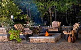 I love outdoor decorating and really adore many of these project ideas. Top 10 Backyard Decorating Ideas To Make The Space More Fun