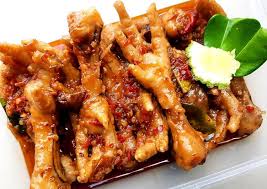 Lumpia ayam this popular appetizer in indonesia is chicken lumpia, with fillings including shredded chicken, sliced carrot, onion and garlic; Resep Ceker Pedas Yang Renyah