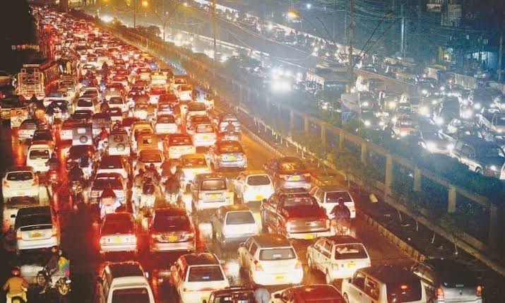 Traffic gridlock along Sharea Faisal following road blockades, AI generated