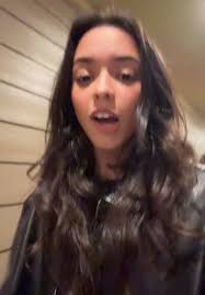 mel y yo somos niñas de bien 🍕@melaniemorales34 @Anita @Ana Cardona @maria  cardona