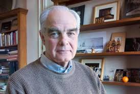 Professor's Class Trains Students in “The Art of Beholding”