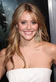 Jessica Guill's Instagram, Twitter & Facebook