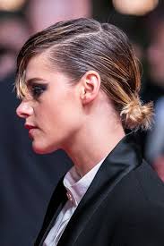Kristen Stewart Hair at Chanel Show January 2019