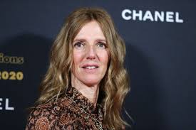 At the 2015 cannes film festival he won the award for best actor for his role in the film the measure of a man. Sandrine Kiberlain Films Cesar Vincent Lindon Tout Sur L Actrice