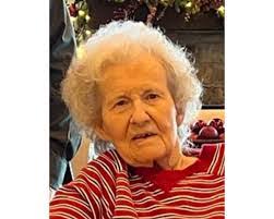 Doris Grammer's Instagram, Twitter & Facebook