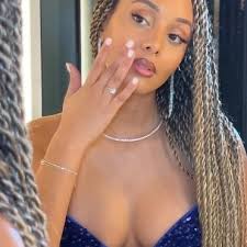 The Olive Fox 🦊✨ (@theolivefoxes)