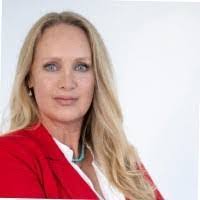 Nicole Eccleston's Instagram, Twitter & Facebook