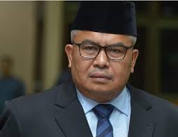 Mengenal Sosok Bustami yang Perfek dan Humble Tapi Juga Intelektual