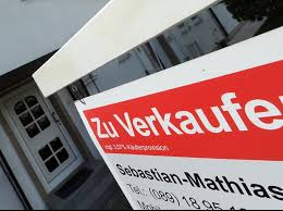 Finanzieren sie eine wohnung oder ein haus, zahlen sie keine nettokaltmiete mehr, die für viele baufinanzierer aus dem fenster geworfenes geld darstellt. Kaufen Statt Mieten Fur Wen Lohnt Sich Die Eigene Immobilie Kolner Stadt Anzeiger