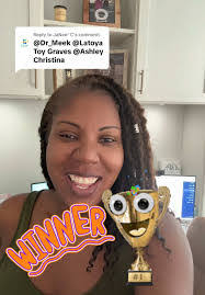 Ashley Meeks's Instagram, Twitter & Facebook