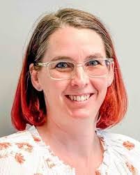 Jennifer Carner's Instagram, Twitter & Facebook