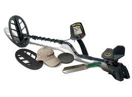 The usage of fisher metal detectors began with their application in mineral prospecting and other industrial applications. Fisher F75 Special Edition Metal Detector