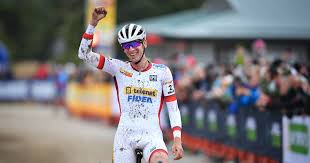 Word lid van facebook om in contact te komen met quinten hermans en anderen die je mogelijk. Aerts Neemt Van Aert Nu Ook In Wereldbekercross Iowa Te Grazen Wereldbeker Veldrijden Hln Be
