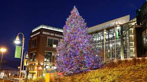 Green bay packers nfl 2 pack glass ball ornament set $ 12.99. Thirteenth Annual Festival Of Lights At Lambeau Field Set For Dec 1