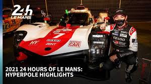 It the 89th running of the 24 hour race organised by the automobile club de l'ouest. N8hmgqqwf0ajom