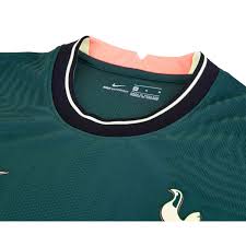 Tottenham hotspur yesterday announced that on gareth bale started his career wearing 16, then switched to 3 before making his name as their no gareth bale carried over the no. 2020 21 Nike Gareth Bale Tottenham Away Match Jersey Soccerpro