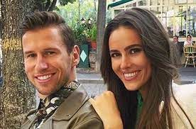 See grzegorz krychowiak's bio, transfer history and stats here. Grzegorz Krychowiak I Celia Jaunat Opowiedzieli O Zareczynach Przyszlosc Pokaze