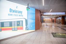 Dobiegła końca akcja opatrunek na ratunek w ramach projektu pomocy humanitarnej redemptoris missio. Metro Stacje Plocka Mlynow I Ksiecia Janusza Otwarte Zdjecia Warszawa W Pigulce
