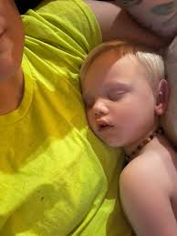 Three weeks today since a part of me died 💔 #missingyoudad 💙