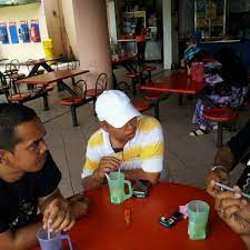Assalamualaikum semua, masyaallah, nauzubillahiminzalik inilah lelaki melayu yang murtad bersama isterinya!!! Persatuan Kontraktor Melayu Malaysia Negeri Johor 13 Visitors