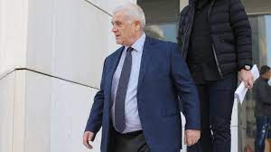 Από δάσκαλος σχολής οδηγών στους 500 πιο πλούσιους του πλανήτη. Melissanidhs Ola Anoikta Gia Ximene8 Pame Gia 7 Metagrafes