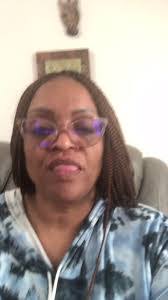 Shana Hendricks's Instagram, Twitter & Facebook