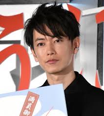 和月伸宏 の同名コミックを実写化した同シリーズは、『るろうに剣心』 (12年)、『るろうに剣心 京都大火編』『るろうに剣心 伝説の最期編. ä½è—¤å¥ ãƒ¯ãƒ³ã‚ªã‚¯takaã¯ å«ã§ã™ ç¬' çµ¶å¤§ãªä¿¡é ¼é–¢ä¿‚èªžã‚‹ Oricon News