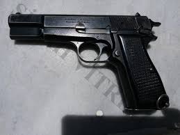 9 mm calibre olup modellerinin içinden çok tutulan orijinal belçika çeliğinden üretilmiş balıklı sinekli modelidir. 14 Lu Silah Fiyatlari Sahibinden