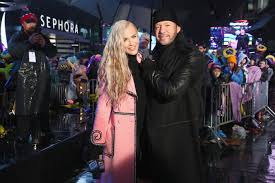 Mother, father, 11 siblings, wife and kids. Blue Bloods Star Donnie Wahlberg S Wife Jenny Mccarthy Has A Tattoo Of His Name On Her Body