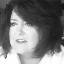 Diane Piontek's Instagram, Twitter & Facebook