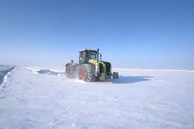 Kontinentale winter und die darauf zurückführende große flächenausdehnung des dauerfrostbodens, die. Claas Schnee Pflugen In Kasachstan Wer Weiss Warum Facebook