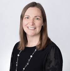 Elizabeth Malley's Instagram, Twitter & Facebook