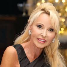 FOR SALE: 5 BD/4.5 BA $1,750,000 Boynton Beach, FL 33435 • Beach front  estate in Las Palmas Landing • Views of the Intracoastal from your private  white sand beach • 4 car