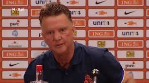 Van gaal le niega los elogios, perosus compañeros, no.así,juan mata cree quesu amigoesun guardameta fantástico.me acuerdo del partido ante el everton (en octubre), él nos dio el triunfo. Gaal Novo Nuevo Gif On Gifer By Bloodstalker