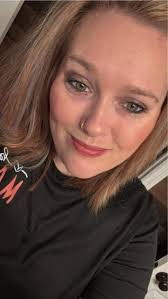 Danielle Valliere's Instagram, Twitter & Facebook