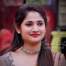 RINI MARINA LAWRENCE (@rini_vini)