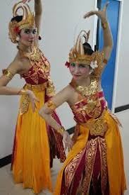 Sanggar Nusantara Dot Com Jakarta Sewa Baju Bali Sewa Baju Daerah Sewa Baju Adat Bali Hub 085211711318 Atau 081297046330 A Di 2020 Baju Tari Bali Kostum Tari