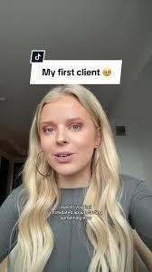 Jess Laws's Instagram, Twitter & Facebook