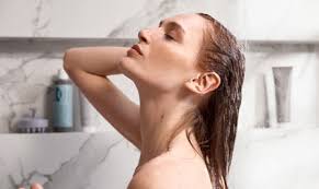 Balzami za ustnice in pet razlogov, zakaj jih obožujemo