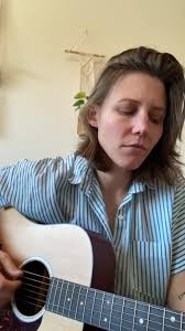 Nell Maynard (@nellonwheels)