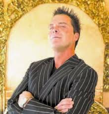 Ins berufsleben startete er bodenständig: Dannylynn Meet Your Brother Mark Outeasy