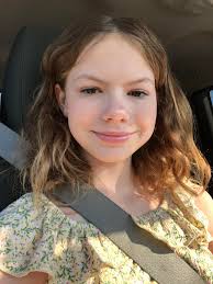 I remember back then when I was 7 years old 😂😂😂😂