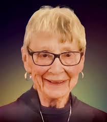 Louisa Schneider's Instagram, Twitter & Facebook