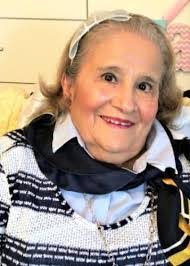 Alicia Robledo's Instagram, Twitter & Facebook