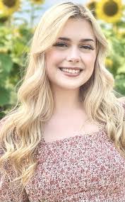 Katherine Farrell's Instagram, Twitter & Facebook